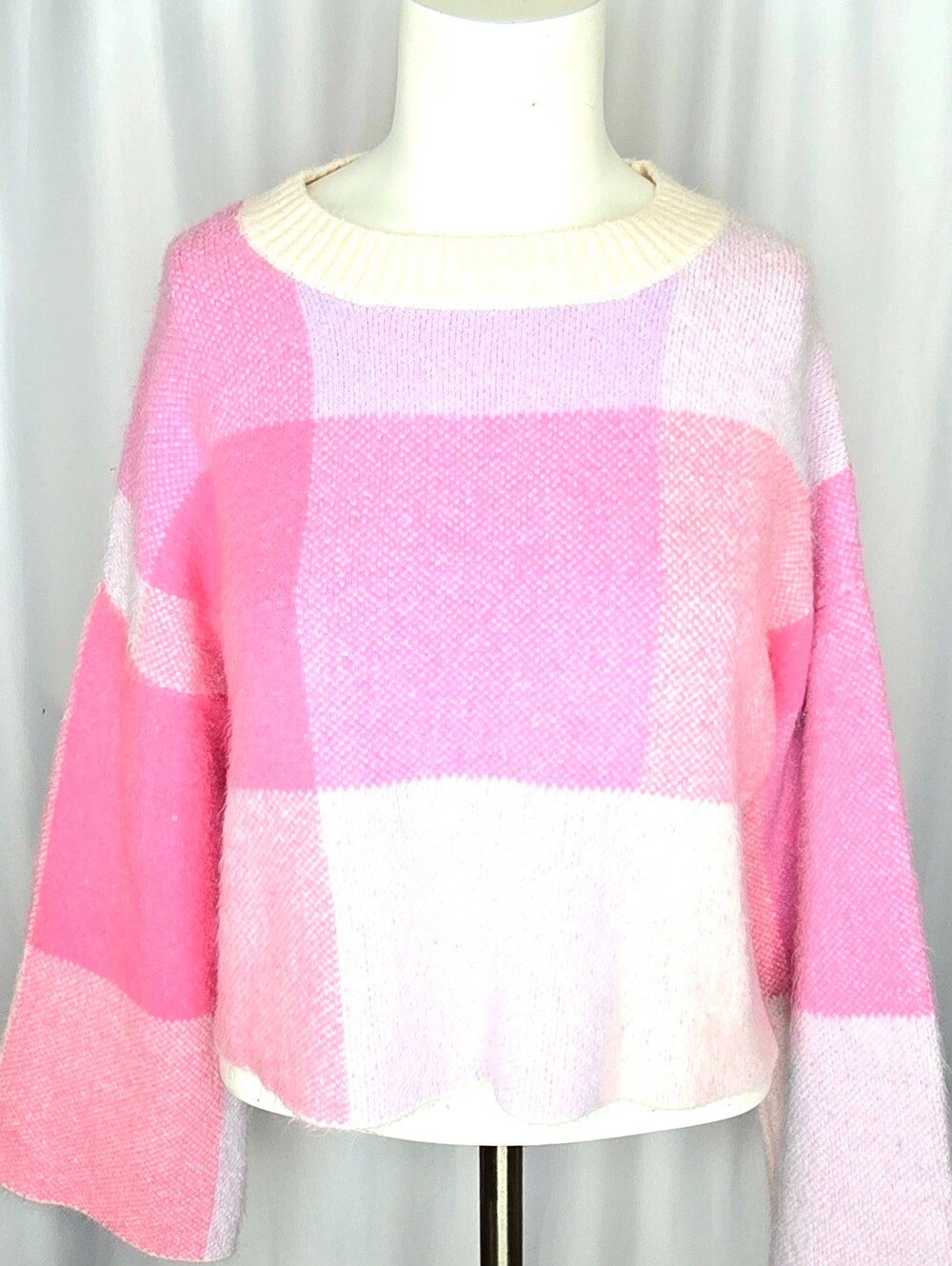 ​Jessica Simpson Pink Plaid Oversized Cropped Sweater XS NWOT